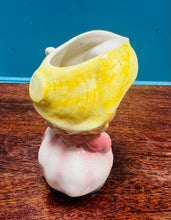 Load image into Gallery viewer, Jwg seramig fechan ‘Little Bo Peep’ Vintage Burlingtons Ware 1959-63 / Vintage Burlintons Ware 1959-63 ‘Little Bo Peep’ small cermig character jug