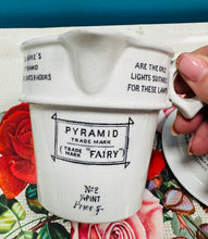 Load image into Gallery viewer, Cynhesydd Bwyd Pyramid Ironstone Gwyn Hynafol Clarks gyda Hysbysebu Hynafol / Antique White Ironstone Clarks Pyramid Food Warmer with Antique Advertising