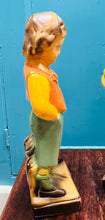 Load image into Gallery viewer, Pâr o fachgen a merch chalkware Vintage o’r 30au wedi eu peintio â llaw /
Pair of hand painted Vintage chalkware boy and girl from the 30s