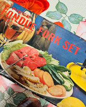 Load image into Gallery viewer, Set Fondue Retro o’r 70au yn ei focs gwreiddiol/ Retro Fondue set from the 70s in it’s original box