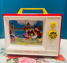 Load image into Gallery viewer, Bocs cerddoriaeth a theledu sgrin fawr Fisher Price Retro look / Retro look Fisher Price giant screen music box tv