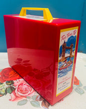 Load image into Gallery viewer, Bocs cerddoriaeth a theledu sgrin fawr Fisher Price Retro look / Retro look Fisher Price giant screen music box tv