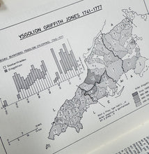Load image into Gallery viewer, Llyfr ‘Atlas Sir Gaernarfon’ o 1976 / ‘Atlas Sir Gaernarfon’ book from 1976