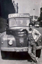 Load image into Gallery viewer, Bocs pren Robert Lamb Ltd, Caeredin, Hynafol / Antique Robert Lamb Ltd, Edinburgh, wooden crate