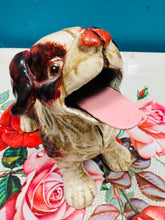 Load image into Gallery viewer, Cadw mi gei cast iron Vintage look siâp Springer Spaniel / Vintage look Springer Spaniel money box