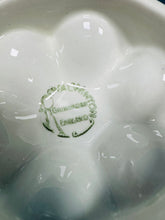 Load image into Gallery viewer, Mowld jeli porselin gwyn Hynafol Royal Winton Grimwades / Antique Royal Winton Grimwades porcelain white jelly mould