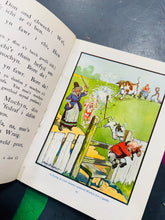 Load image into Gallery viewer, Llyfr Mawr y Plant 1 clawr caled / Hardback Llyfr Mawr y Plant 1