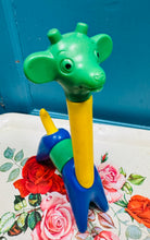 Load image into Gallery viewer, Tegan Giraff ‘Zoo-it-yourself’ Tupperware o 1966 / Vintage Tupperware ‘Zoo-it-yourself’ Giraffe toy from 1966
