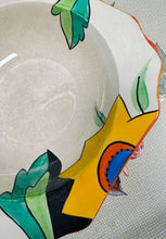 Load image into Gallery viewer, Powlen weini Art Deco Era Ware wedi’i beintio â llaw yn y 30au / Art Deco handpainted Era Ware serving bowl from the 30s