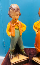 Load image into Gallery viewer, Pâr o fachgen a merch chalkware Vintage o’r 30au wedi eu peintio â llaw /
Pair of hand painted Vintage chalkware boy and girl from the 30s