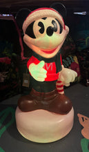 Load image into Gallery viewer, Ffigwr Nadoligaidd 24 modfedd Mickey Mouse Disney Vintage look sydd yn goleuo / Mickey Mouse Disney Christmas 24 inch Figure Light Up Vintage look