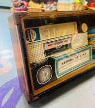 Load image into Gallery viewer, Bocs Cymorth Cyntaf Vintage ‘freestanding’ pren a gwydr o ganol y ganrif ddiwethaf yn llawn deunyddiau Cymorth Cyntaf Vintage / Vintage Mid Century freestanding wood and glass First Aid box full of Vintage First Aid items