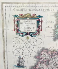 Load image into Gallery viewer, Print o fap William a John Blaeu o Brydain o 1635 mewn hen ffrâm euraidd / Print of William and John Blaeu’s map of Britain from 1635 in a Vintage gold frame