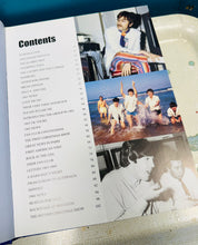 Load image into Gallery viewer, Argraffiad Cyntaf o’r llyfr clawr caled ‘The Best of The Beatles’ from 2005 / First edition of the hardback book ‘The Best of The Beatles’ from 2005