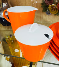 Load image into Gallery viewer, Set 18 darn Melaware Retro oren a gwyn o’r 70au / Retro orange and white 18 piece Melaware set from the 70s