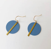 Load image into Gallery viewer, Clustlysau Solar Jack & Freda / Jack & Freda Solar Earrings