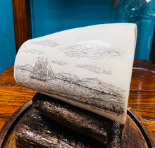 Load image into Gallery viewer, Asgerfiad Evelyn, llong a aeth i Batagonia yn y 19fed Ganrif, ar asgwrn mewn Cromen Wydr gan Carwyn Jones / Evelyn, a ship that went to Patagonia in the 19th Century, Scrimshaw by hand on bone and in a Glass Dome by Carwyn Jones