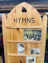 Load image into Gallery viewer, Bwrdd Hymns wedi ei wneud â llaw allan o bren Pîn / Hanging Hymns board made by hand out of Pine wood
