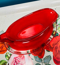 Load image into Gallery viewer, Jwg gravy a soser Pyrex Phoenix Retro coch / Retro red Phoenix Pyrex Gravy boat and saucer
