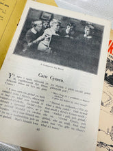 Load image into Gallery viewer, Cylchgrawn ‘Cymru’r Plant’ Mawrth 1934 /  ‘Cymru’r Plant’ magazine from March 1934
