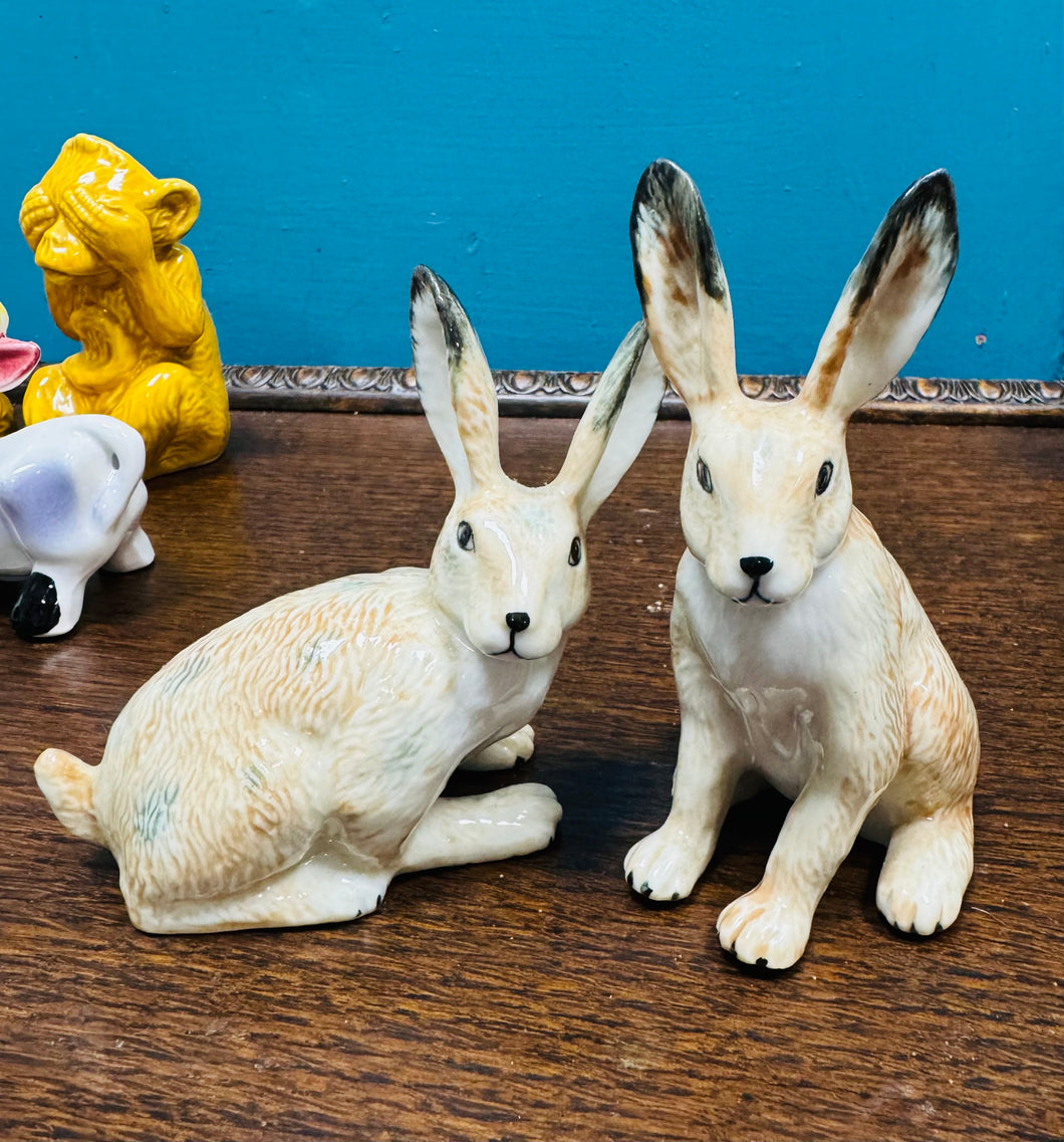 Potiau halen a pupur seramig Vintage Quail siâp Ysgyfarnod / Hare shaped Quail ceramic salt and pepper pots