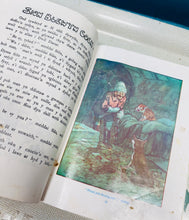 Load image into Gallery viewer, Llyfr Mawr y Plant rhif 1 clawr meddal Vintage / Vintage soft cover Llyfr Mawr y Plant rhif 1
