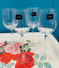 Load image into Gallery viewer, Set o 4 gwydryn gwin / port Royal Worcester / Set of 4 Royal Worcester wine / port glasses
