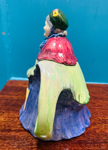 Load image into Gallery viewer, Tebot mawr Hen ddyns Fictorianaidd Tony Wood Hynafol / Antique Tony Wood Victorian old Lady large teapot
