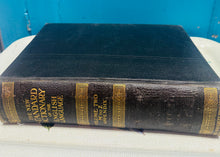 Load image into Gallery viewer, ‘The Standard Dictionary of the English Language - Volume 2 - M to Z o / from 1920
