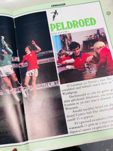Load image into Gallery viewer, ‘Llyfr Mawr 3 HTV’ Vintage o 1980 / Vintage ‘Llyfr Mawr 3 HTV’ book from 1980
