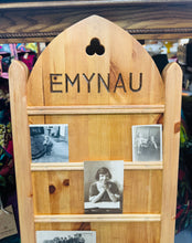 Load image into Gallery viewer, Bwrdd Emynau wedi ei wneud â llaw allan o bren Pîn / Hanging Emynau board made by hand out of Pine wood
