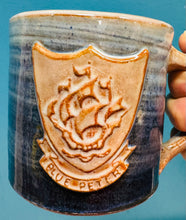 Load image into Gallery viewer, Mwg Blue Peter Retro wedi ei wneud â llaw / Retro Blue Peter hand made mug
