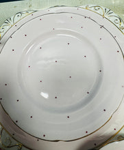 Load image into Gallery viewer, Trio bone china Dakin Vintage pinc golau a polca dot piws / Vintage pale pink and purple polka dot Dakin bone china trio
