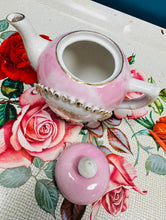Load image into Gallery viewer, Tebot pinc bychan Hynafol ‘A present from Pwllheli’ / Antique ’A present from Pwllheli’ small pink teapot
