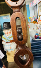 Load image into Gallery viewer, Llwy Garu Gymreig 2 bêl wedi’i wneud â llaw / Handmade 2 ball Welsh Love Spoon

