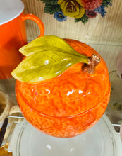 Load image into Gallery viewer, Pot sersmig siâp oren / Orange shaped ceramic pot
