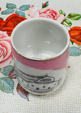 Load image into Gallery viewer, Potyn Lustreware pinc Hynafol a phrin ‘Caernarvon Iron Pavilion’ (1877-1961) / Rare Antique pink Lustreware ‘Caernarvon Iron Pavilion’ (1877-1961) pot
