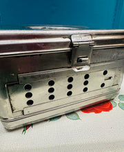 Load image into Gallery viewer, Bocs Stainles Steel Hynafol oedd yn diheintio menyg llawfeddyg o’r enw O.V.Jones o’r hen Ysbyty St David’s, Bangor / Antique Stainless Steel medical glove disinfection box that was owned by a Sergeon called O.V.Jones, St David’s Hospital, Bangor
