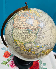 Load image into Gallery viewer, Atlas Glôb Daearol Hynafol 10 modfedd o&#39;r 1930au, yn cynnwys llwybrau rheilffyrdd a llongau / Antique Geographic 10 Inch Terrestrial Globe Atlas railways steamers and sea routes from the 1930s
