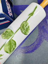 Load image into Gallery viewer, Rholbren seramig rhosyn Cath Kidston / Cath Kidston ceramic rose rolling pin
