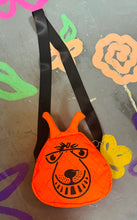 Load image into Gallery viewer, Bag drawscorff ‘Space Hopper’ oren llachar wedi ei wneud â llaw / Handmade crossbody neon orange ‘Space Hopper’ bag
