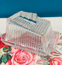 Load image into Gallery viewer, Dysgl gwydr Art Deco pressed dal menyn / Art Deco glass pressed butter dish
