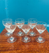 Load image into Gallery viewer, 6 gwydryn sherry / port Vintage bychan / 6 small Vintage sherry / port glasses
