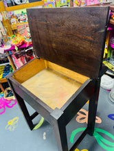 Load image into Gallery viewer, Desg ysgol Mahogany o’r cyfnod Edwardaidd / Edwardian Antique Mahogany school desk
