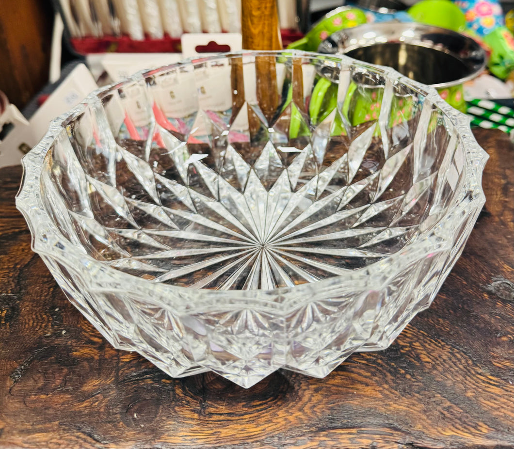 Bowlen Treiffl Wydr Vintage trwm / Vintage heavy Glass Trifle Bowl