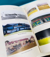 Load image into Gallery viewer, Llyfr ‘C’mon the Town’ am hanes CPD Tref Caernarfon o 2018 / ‘C’mon the Town’ book about the history of Caernarfon Town FC from 2018
