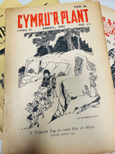 Load image into Gallery viewer, Cylchgrawn ‘Cymru’r Plant’ Ebrill 1931/  ‘Cymru’r Plant’ magazine from April 1931
