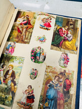 Load image into Gallery viewer, Llyfr Scrap 30 tudalen Hynafol Fictoraidd / Antique Victorian 30 page Scrap Book
