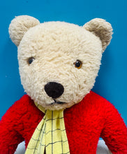 Load image into Gallery viewer, Tegan meddal Rupert Vintage o’r 70au /  Vintage Rupert soft toy from the 70s
