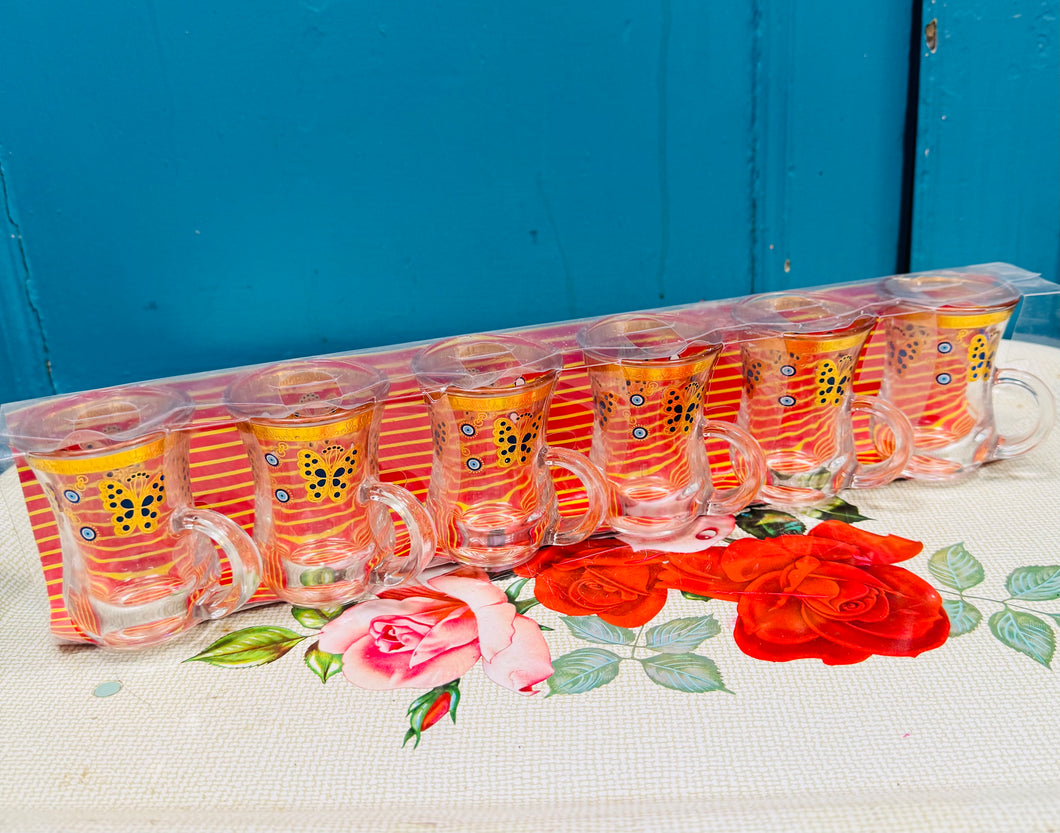 Set o 6 gwydryn te Twrceg Vintage gydac ymyl aur yn eu plastic gwreiddiol / Vintage set of 6 Turkish tea glass with gold trim in their original plastic